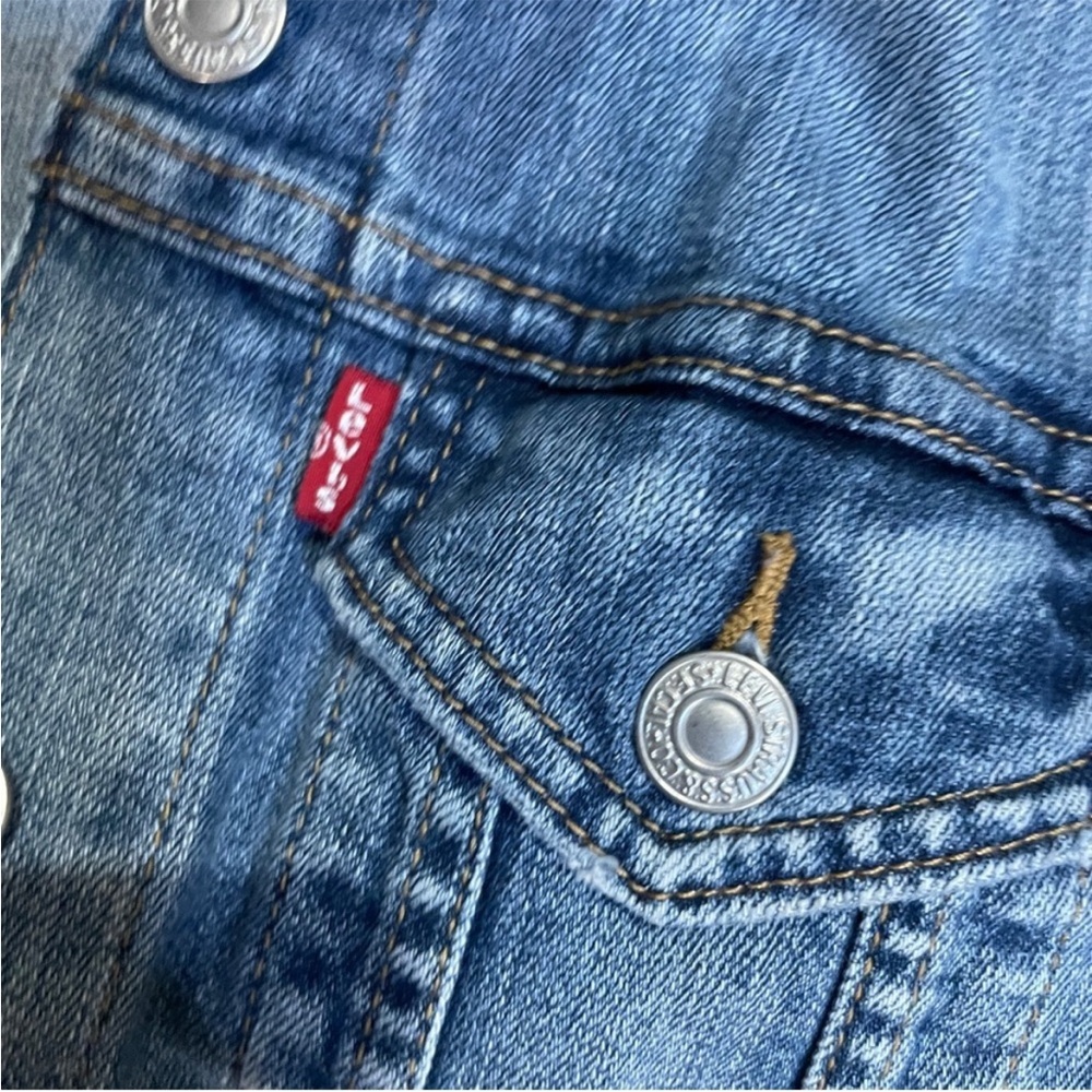 Levi’s Original Trucker Denim Jacket Women’s Small Classic Blue Wash - Picture 5 of 14
